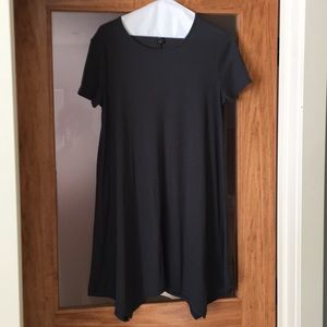 Short sleeve dress